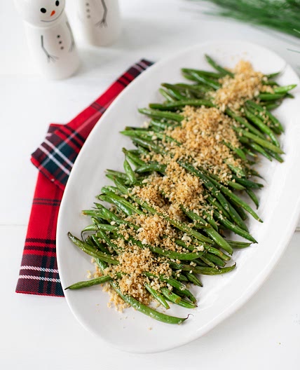 Garlicky Green Beans with Lemon Panko Crumbs