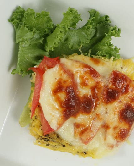 Keto Baked Spaghetti Squash