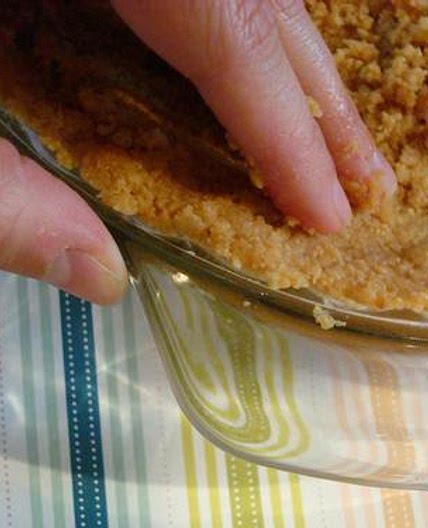 How to Make a Cookie Crumb Pie Crust
