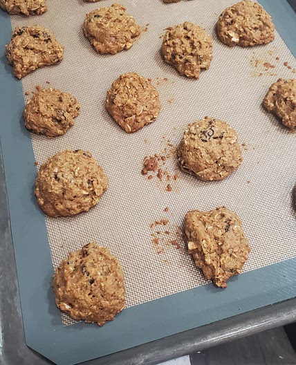 Oatmeal Raisin Cookies