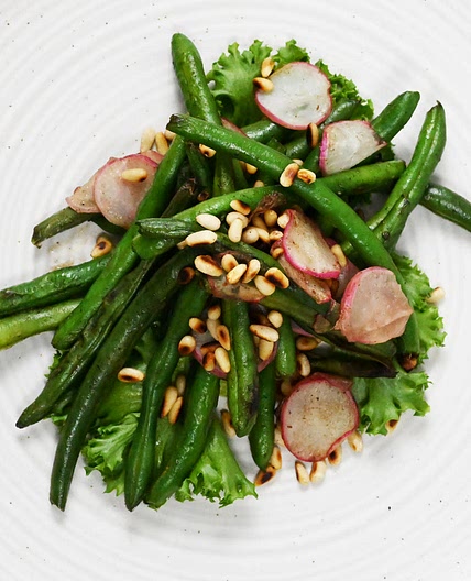 Keto Sauteed Radishes with Green Beans