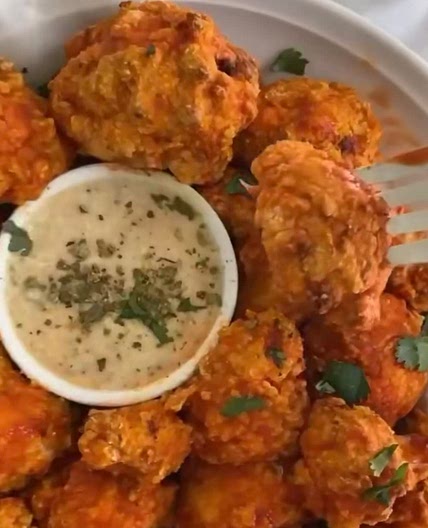 Bloemkool a la Buffalo-wings uit de airfryer 