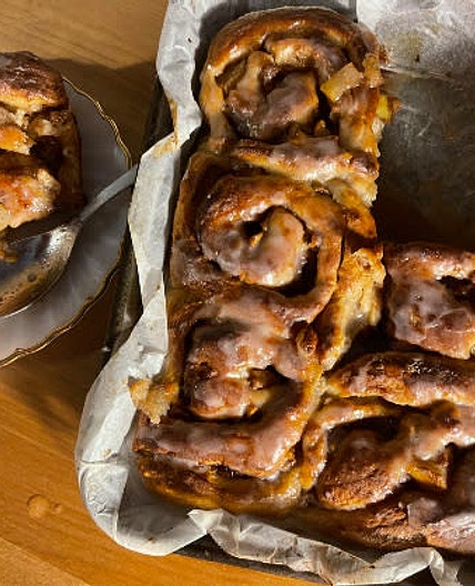 Pear cider no knead cinnamon rolls
