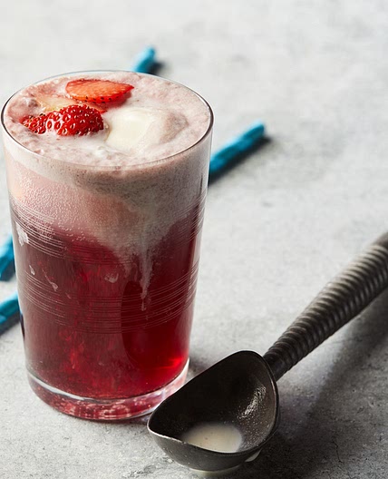 Red Wine Ice Cream Float