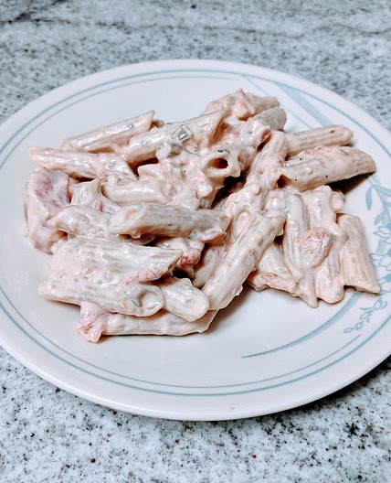 Creamy Garlic and Herb Penne