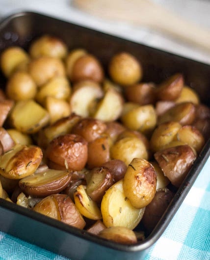 Roasted Rosemary Garlic Potatoes