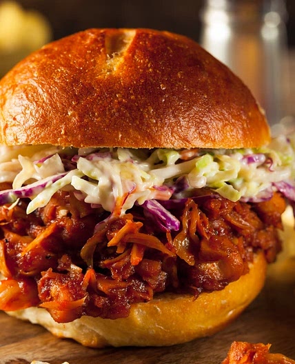 Pulled Pork and Coleslaw Burger