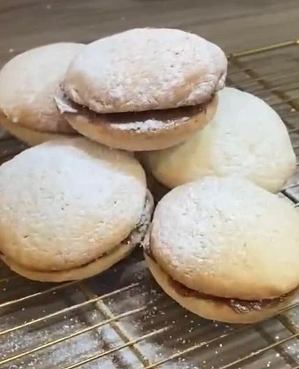 Dolce De Leche Biscuits