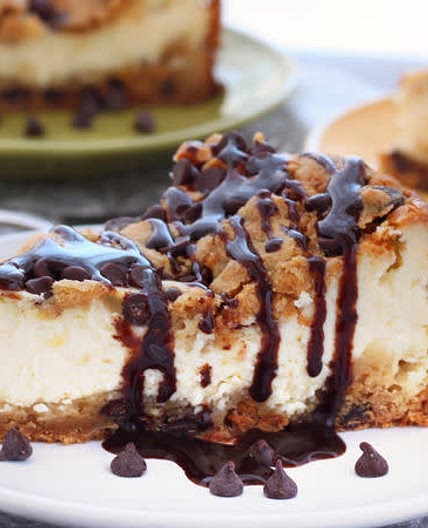 Chocolate Chip Cookie Dough Cheesecake 