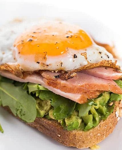 Avocado Toast with Egg, Ham and Arugula