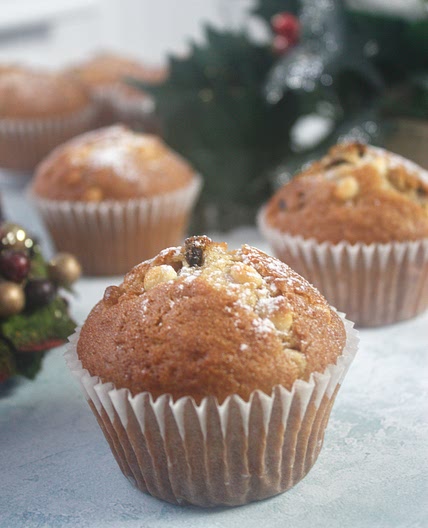 Cranberry & White Chocolate Muffins