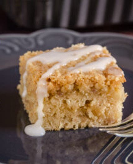 Banana Bread Crumb Cake