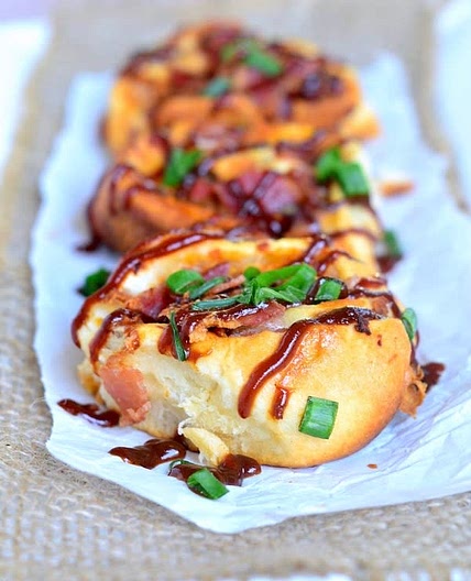 Cheesy BBQ Chicken Bacon Pinwheels