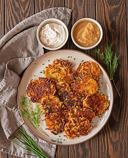 Potato Sauerkraut Latkes — The Yummy Vegan