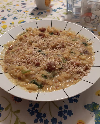 cheesy comfy cauliflower pasta