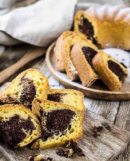 Easy Keto Bundt Cake