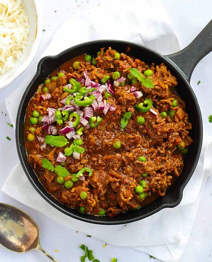 Keema Curry - Easy Mince Recipe {Ready in Under 30 Minutes}