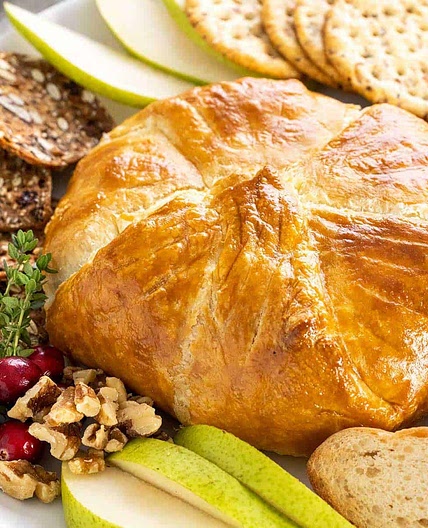 Baked Brie in Puff Pastry