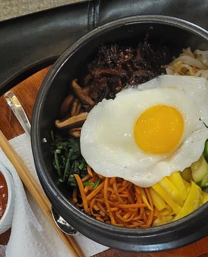 Dolsot Bibimbap