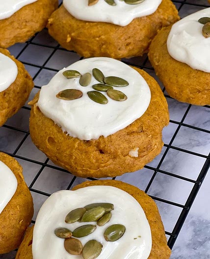 Soft Pumpkin spice cookies with a delicious cream cheese frosting These cookies are so soft and so delicious made with just a few ingredients. Make these for your family and they will be gone in no time because they are that good…… ——ingredients—— -1 box y