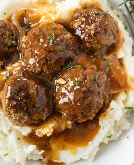 Meatballs & Gravy