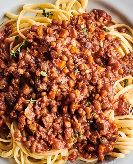 Slow Cooker Lentil and Mushroom Bolognese