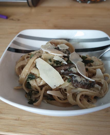 Remix: One Pot Mushroom Spinach Artichoke Pasta
