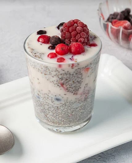 Very Berry Chia pudding