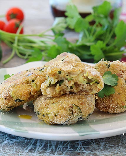 POLPETTE DI TONNO E ZUCCHINE AL FORNO