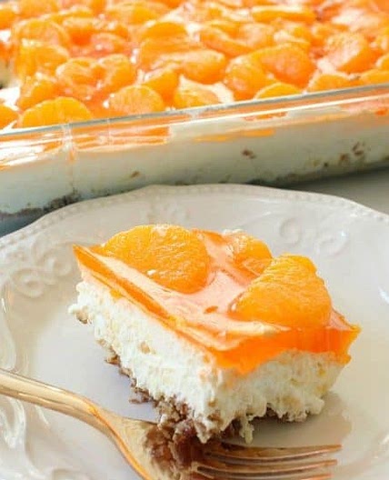 TROPICAL JELLO PRETZEL SALAD