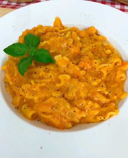 CHEESY POTATO PASTA