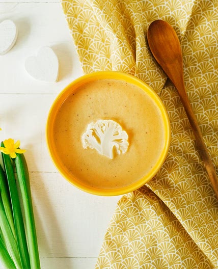 Anti–Inflammatory Cauliflower and Ginger Soup