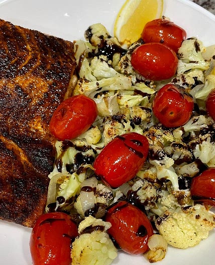 [Paleo, Whole30, Keto] Salmon with Blistered Tomatoes and Veggies — Bottomless Chef