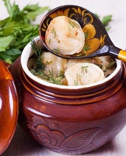 Пельмени в горшочках