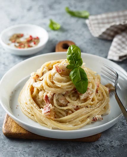 Pâtes à la "carbonara" à la française