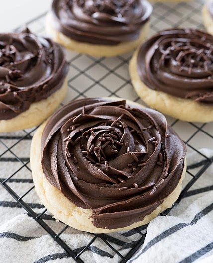 Copycat Crumbl Chocolate Cupcake Cookie