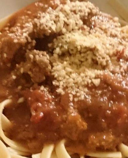 Chunky spaghetti bolognaise