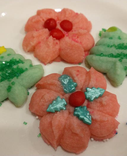 Holly Wreath Cookie Press