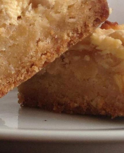 Apple sour cream slice 83cal 24 slices *