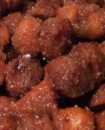 Honey roasted macadamia nuts