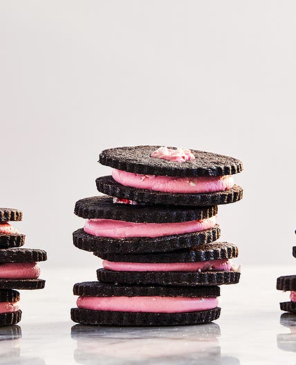 Chocolate-Peppermint Linzer Cookies