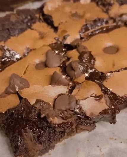 Flourless brownie or cookie 