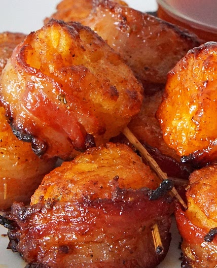Bacon-Wrapped Tater Tots With Sriracha Honey Glaze
