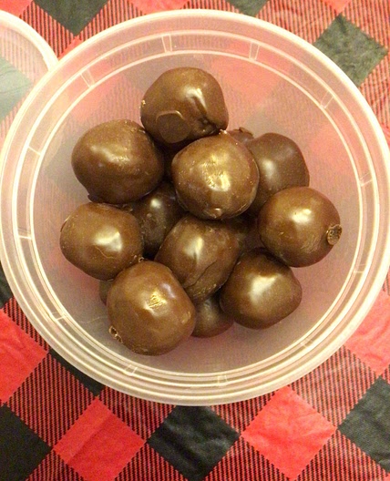 Martha Washington Candy (Coconut Balls)