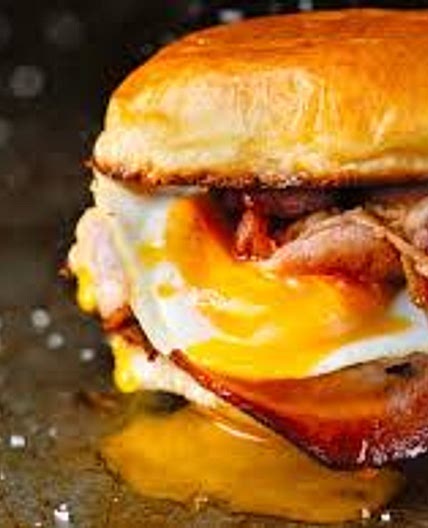 Bacon egg roll