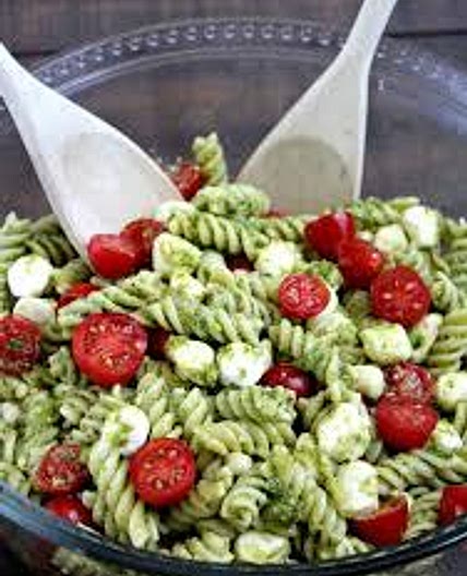 Pesto pasta lunch