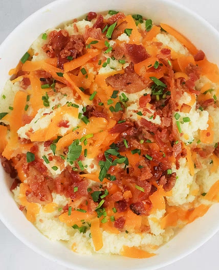 Keto Loaded Mashed “Potatoes”