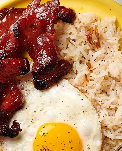 3-Ingredient Garlic Fried Rice Is My Favorite Filipino Breakfast