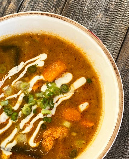 Buffalo Sweet Potato & Cauliflower Soup (Instant Pot)