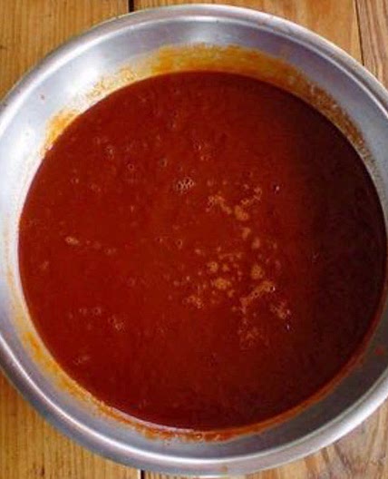 Chili Rojo ( enchilada sauce ) 